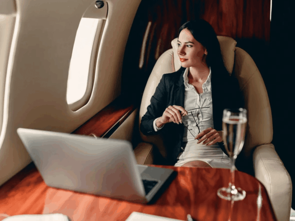 How Digital Entrepreneurs Are Becoming Millionaires Without Traditional Investments